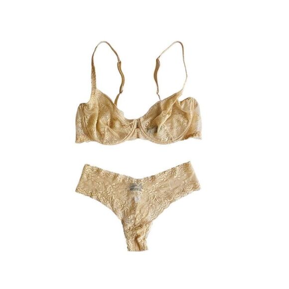 cosabella lacy lingerie set